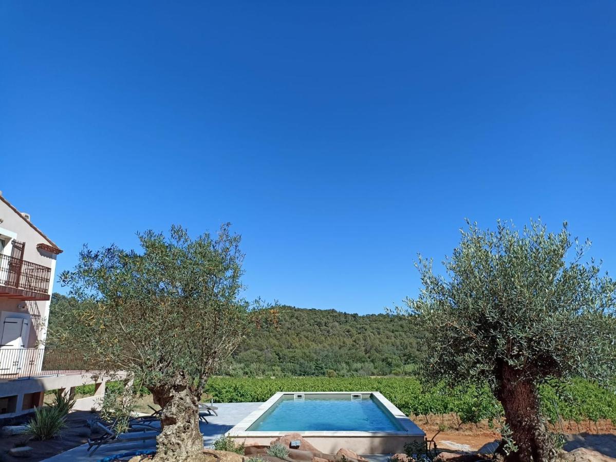 Sous Les Pins gîtes et chambres d'hôtes La Londe-les-Maures Exterior foto