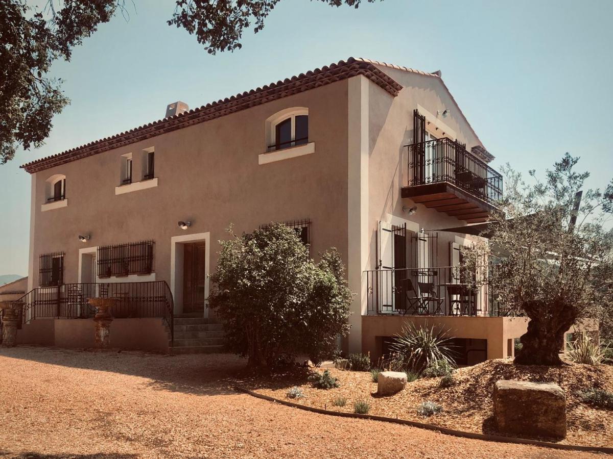 Sous Les Pins gîtes et chambres d'hôtes La Londe-les-Maures Exterior foto