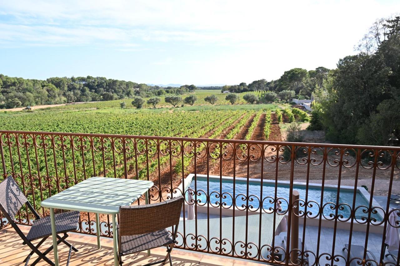Sous Les Pins gîtes et chambres d'hôtes La Londe-les-Maures Exterior foto