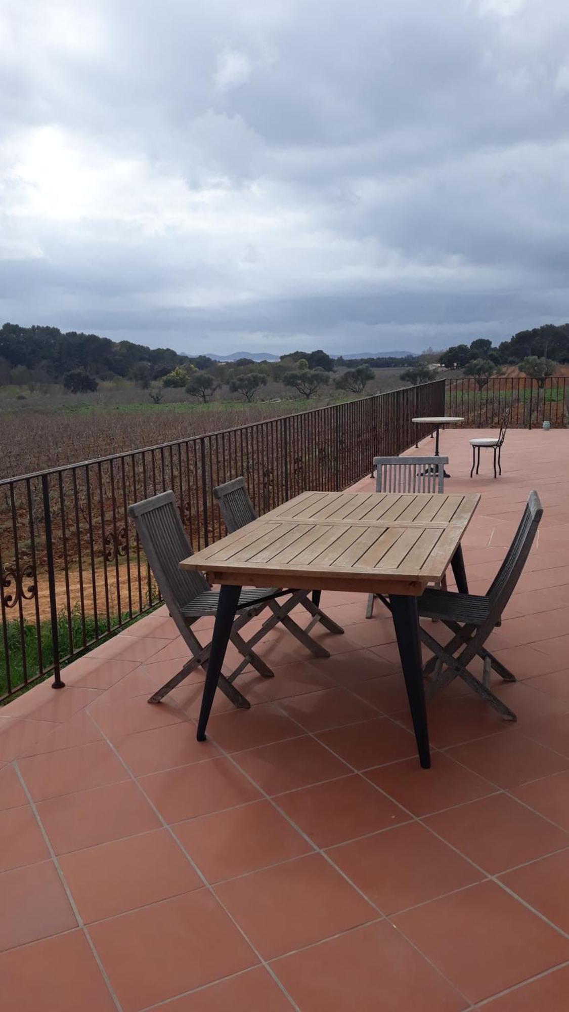 Sous Les Pins gîtes et chambres d'hôtes La Londe-les-Maures Exterior foto