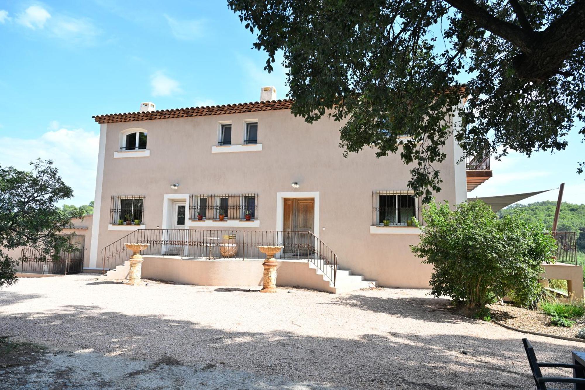 Sous Les Pins gîtes et chambres d'hôtes La Londe-les-Maures Exterior foto